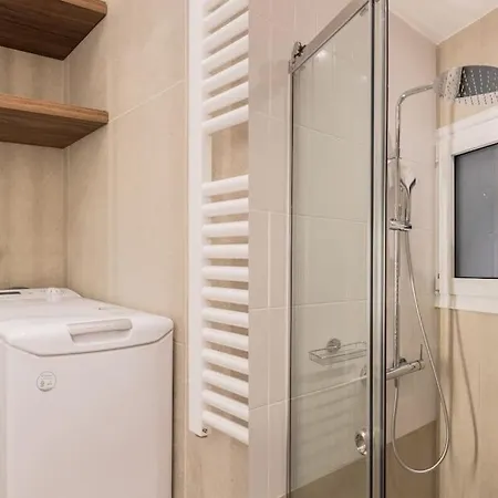 Petite 1br In Exarchia By Upstreet *